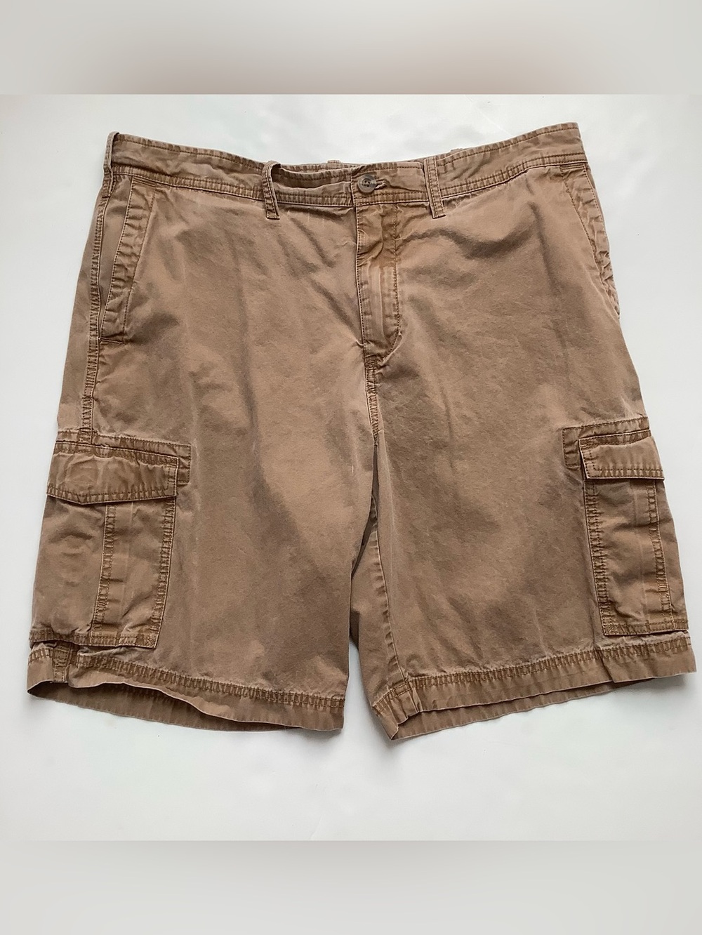Eddie Bauer Men's Tan Cargo Shorts